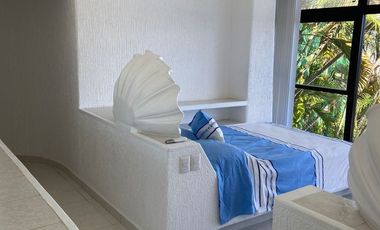 CASA EN VENTA EN LAS BRISAS