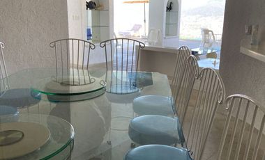 CASA EN VENTA EN LAS BRISAS