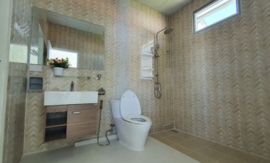 Brand-new built pool villas