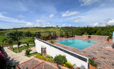 Venta de casa campestre rentable en LEBRIJA SANTANDER a tan solo 5 min del AEROPUERTO PALONEGRO
