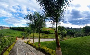 Venta de casa campestre rentable en LEBRIJA SANTANDER a tan solo 5 min del AEROPUERTO PALONEGRO