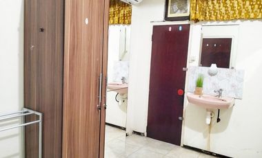 Kost Dekat Tunjungan Plaza Surabaya, Kampus UWKS
