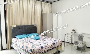 Kost Dekat Tunjungan Plaza Surabaya, Kampus UWKS