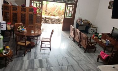 Rumah Strategis Pinggir Jalan Besar Cocok Usaha Di Meruya Selatan Kembangan Jakarta Barat