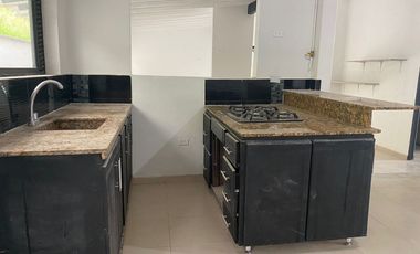 PR16952 Arriendo de casa en el sector Alto de Palmas