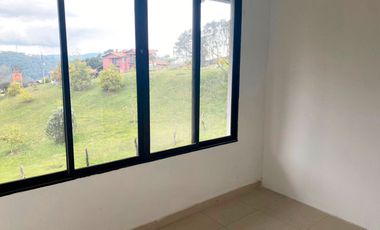PR16952 Arriendo de casa en el sector Alto de Palmas