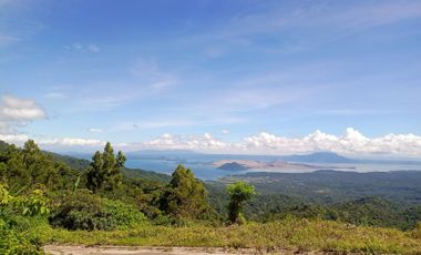 Affordable lot with overlooking taal view for sale