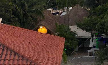 Preciosa casa enorme con muebles y acabados ideales, 5 recámaras más casita aparte