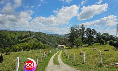 ALOJAMIENTO RURAL CASA CAMPESTRE LUJOSA EN ARRIENDO EJE CAFETERO PEREIRA