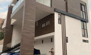 Venta de Casa en Lago Esmeralda