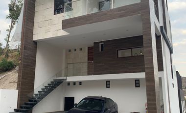 Venta de Casa en Lago Esmeralda