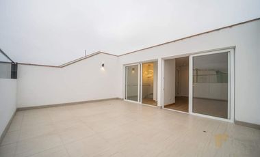¡VENDO EN CHACARILLA! PRECIOSO DEPARTAMENTO DÚPLEX CON AMPLIA TERRAZA Y LINEA BLANCA