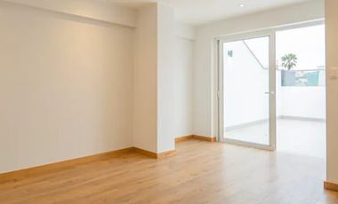¡VENDO EN CHACARILLA! PRECIOSO DEPARTAMENTO DÚPLEX CON AMPLIA TERRAZA Y LINEA BLANCA
