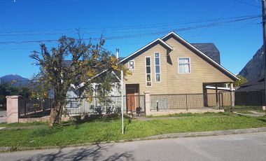 VENDO CASA HABITACION EN PUERTO AYSEN, COMUNA Y PROVINCIA DE AYSEN, REGION DE AYSEN