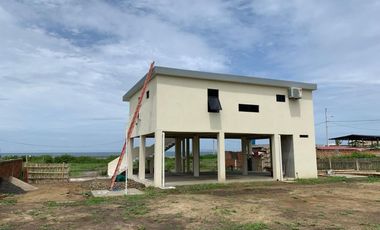 casa de venta frente al mar en manta san lorenzo
