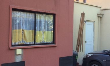 Ciudad satélite, Maipú Se vende cómoda casa 2 pisos, 3 D walking closet, excelente conectivdad