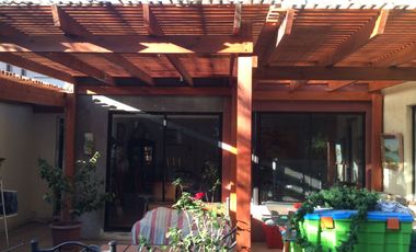 Ciudad satélite, Maipú Se vende cómoda casa 2 pisos, 3 D walking closet, excelente conectivdad