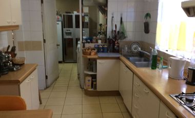 Ciudad satélite, Maipú Se vende cómoda casa 2 pisos, 3 D walking closet, excelente conectivdad