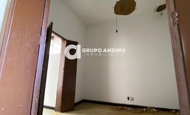 Se Arrienda o se Vende Casa en Cabecera cra 33a - Buacaramanga