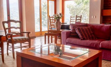 CASA VALLESANA EN VENTA CON VISTA AL LAGO.