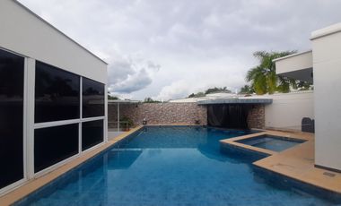 Se vende hermosa casa en conjunto cerrado al oriente de la ciudad de Neiva