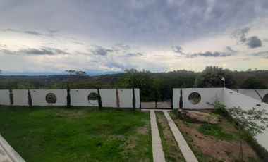 Se vende hermosa casa en conjunto cerrado al oriente de la ciudad de Neiva