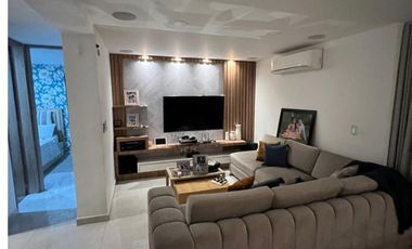 VENTA CASA DUBAI ESQUINERA