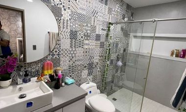 VENTA CASA DUBAI ESQUINERA