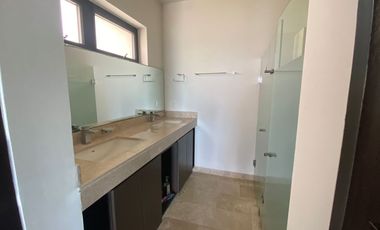 RENTA  DE PENTHOUSE KINUH EN TELCHAC PUERTO