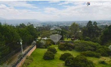 Terreno en Venta en Tumbaco 2250 m² Sector La Ceramica