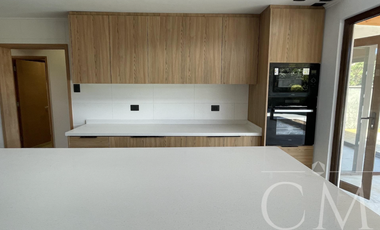 Amplia Casa En Los Notros De Curiñanco