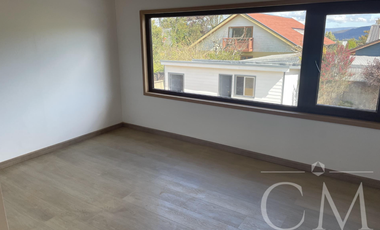 Amplia Casa En Los Notros De Curiñanco