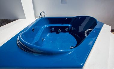 Venta de Amplia Penthouse de 175 m² en Centro Playa del Carmen con Rooftop y Jacuzzi Privada