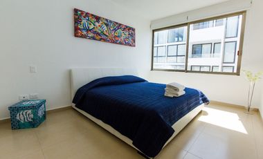 Venta de Amplia Penthouse de 175 m² en Centro Playa del Carmen con Rooftop y Jacuzzi Privada