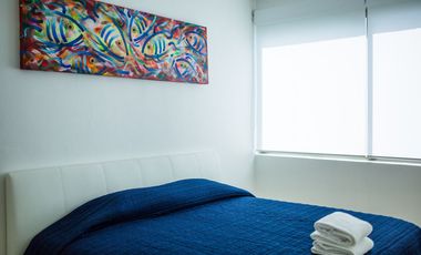 Venta de Amplia Penthouse de 175 m² en Centro Playa del Carmen con Rooftop y Jacuzzi Privada