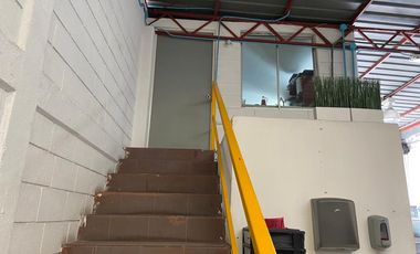 VENTA DE BODEGA COMERCIAL EN RUIZ CORTINEZ MONTERREY N.L.