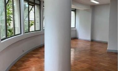 ARRIENDO OFICINA MATIAS COUSIÑO 82 Piso 3.