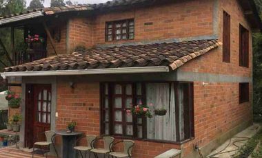 VENDO CASA ANTES DEL PEAJE SAN FELIX 20 MINUTOS DE MEDELLIN
