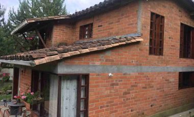 VENDO CASA ANTES DEL PEAJE SAN FELIX 20 MINUTOS DE MEDELLIN