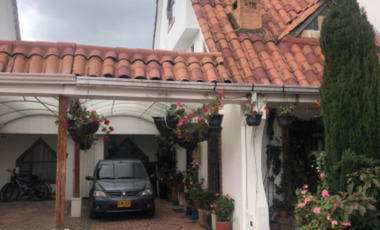 VENDO O ALQUILO CON OPCIÓN DE COMPRA CASA EN CONDOMINIO TIPO CHALET MOSQUERA CUNDINAMARCA