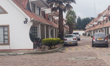 VENDO O ALQUILO CON OPCIÓN DE COMPRA CASA EN CONDOMINIO TIPO CHALET MOSQUERA CUNDINAMARCA