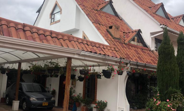 VENDO O ALQUILO CON OPCIÓN DE COMPRA CASA EN CONDOMINIO TIPO CHALET MOSQUERA CUNDINAMARCA