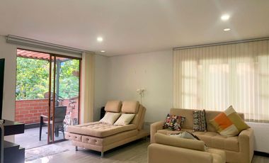 PR7899 Arriendo de casa amoblada en Escobero