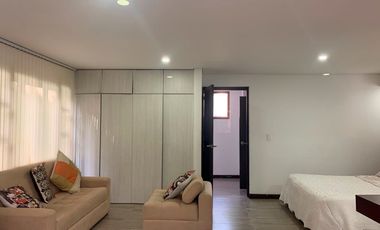 PR7899 Arriendo de casa amoblada en Escobero