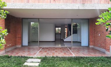 PR15664 Casa en arriendo en el sector Benedictino, Envigado