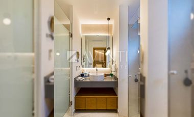 Casa Remodelada con Muelle en Venta, Isla Dorada Residencial, Cancún Quintana Roo.