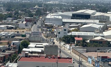 RENTA DE OFICINAS PISO COMPLETO, SÚPER UBICACIÓN AUTOPISTA MÉX-PUE Y FINSA FRENTE A VW