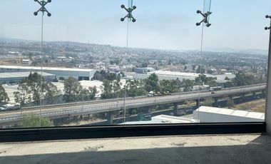 RENTA DE OFICINAS PISO COMPLETO, SÚPER UBICACIÓN AUTOPISTA MÉX-PUE Y FINSA FRENTE A VW