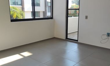 CASA EN SOLARES EN RENTA EN COTO CON AMENIDADES