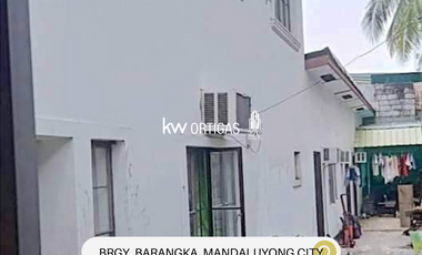 2-Storey House for Sale in Mandaluyong